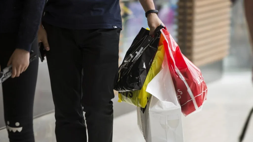 Big Y Plaza Sale Signals Market Confidence Big Y Plaza Sale Signals Market Confidence